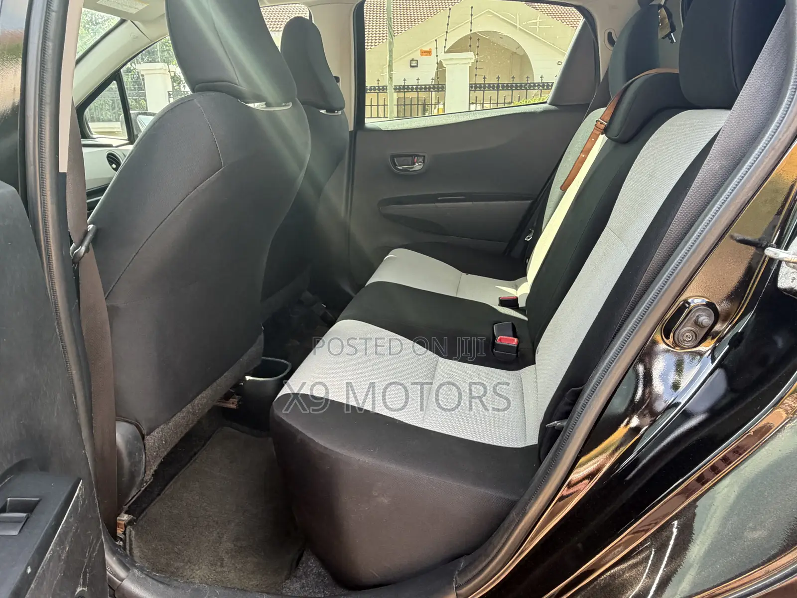 Toyota Vitz 2014 Black