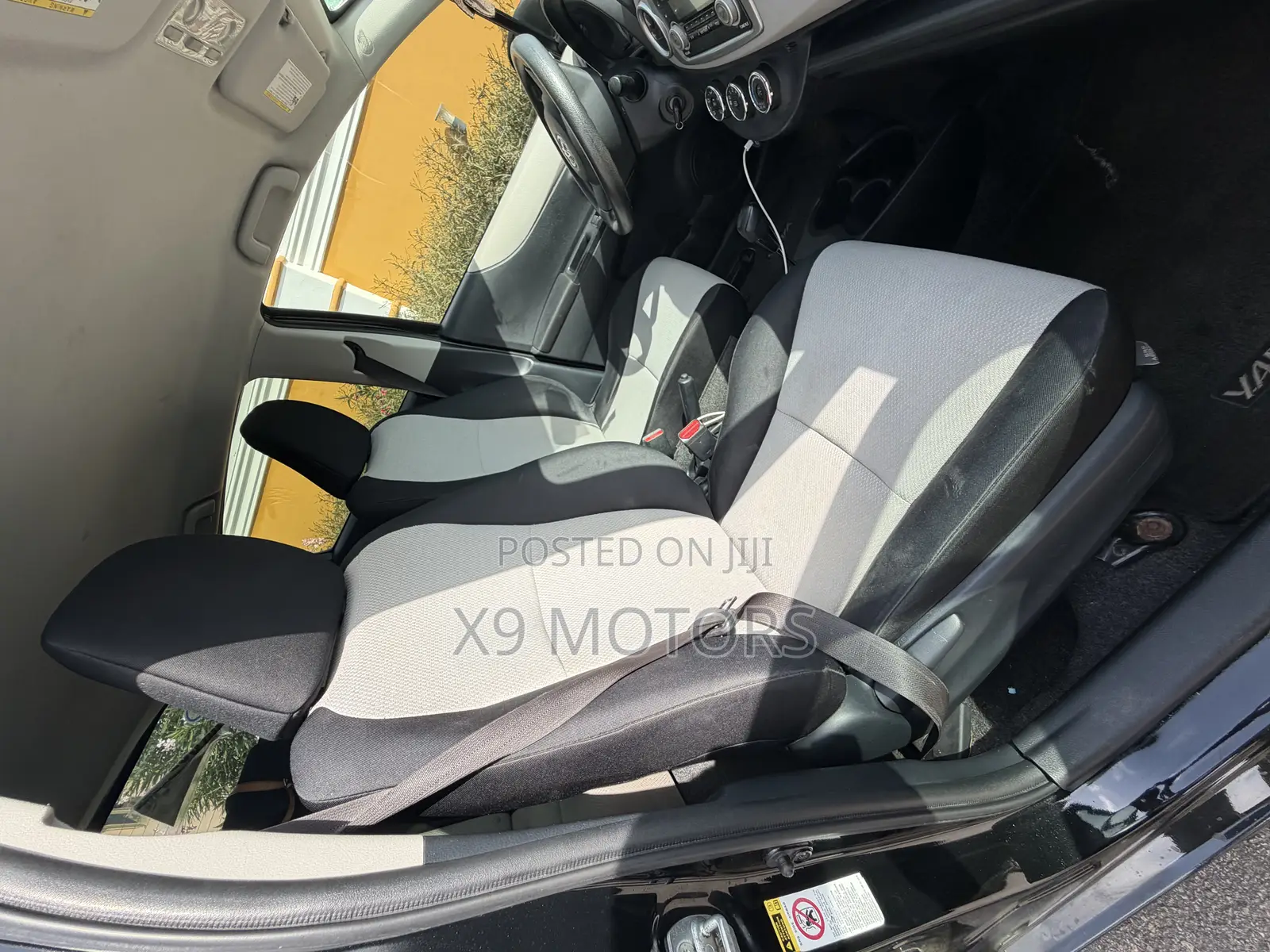 Toyota Vitz 2014 Black