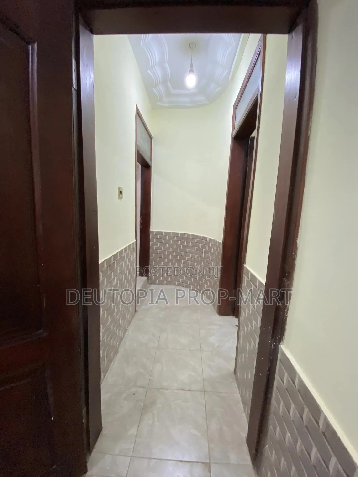 2bdrm Apartment in Delords Villa, Tema Metropolitan for rent