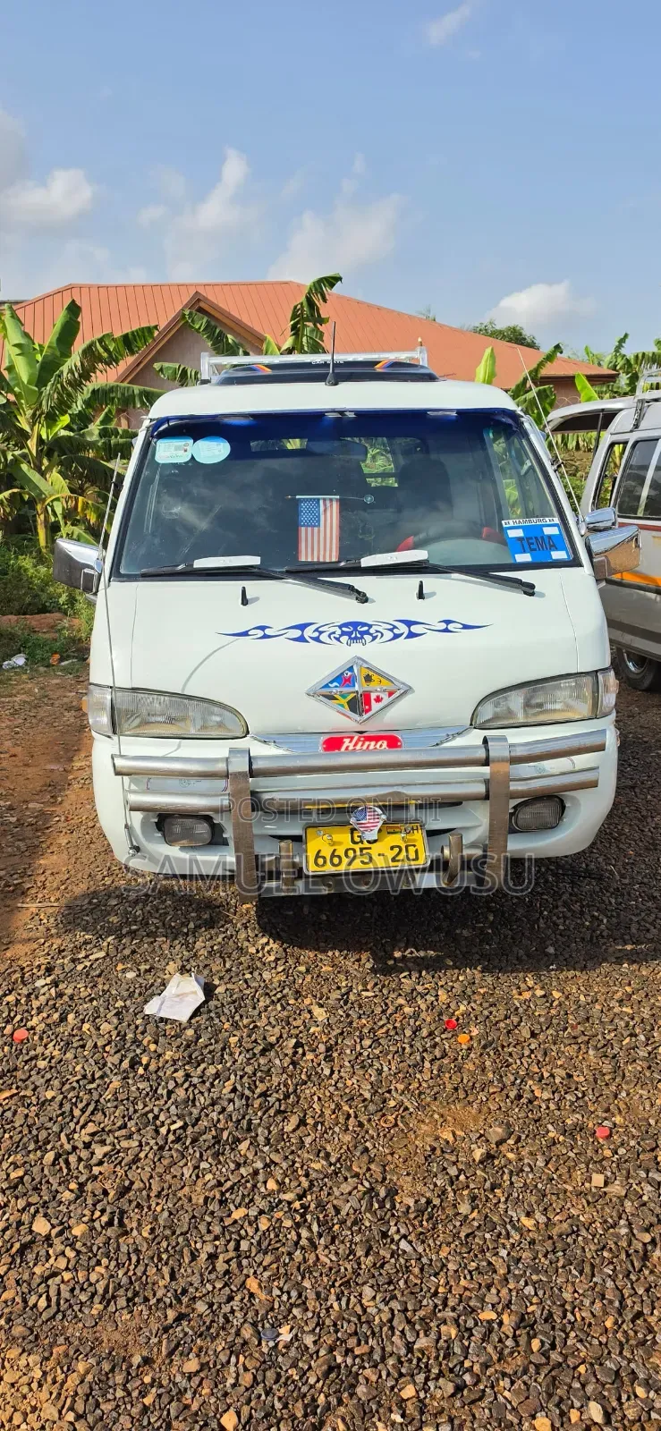 Hyundai H-100 2004 White