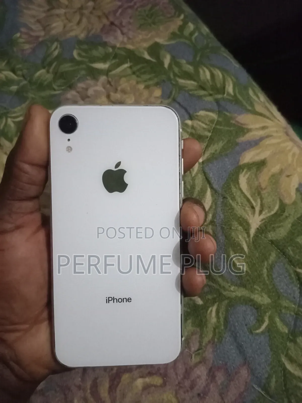 Apple iPhone XR 64 GB White