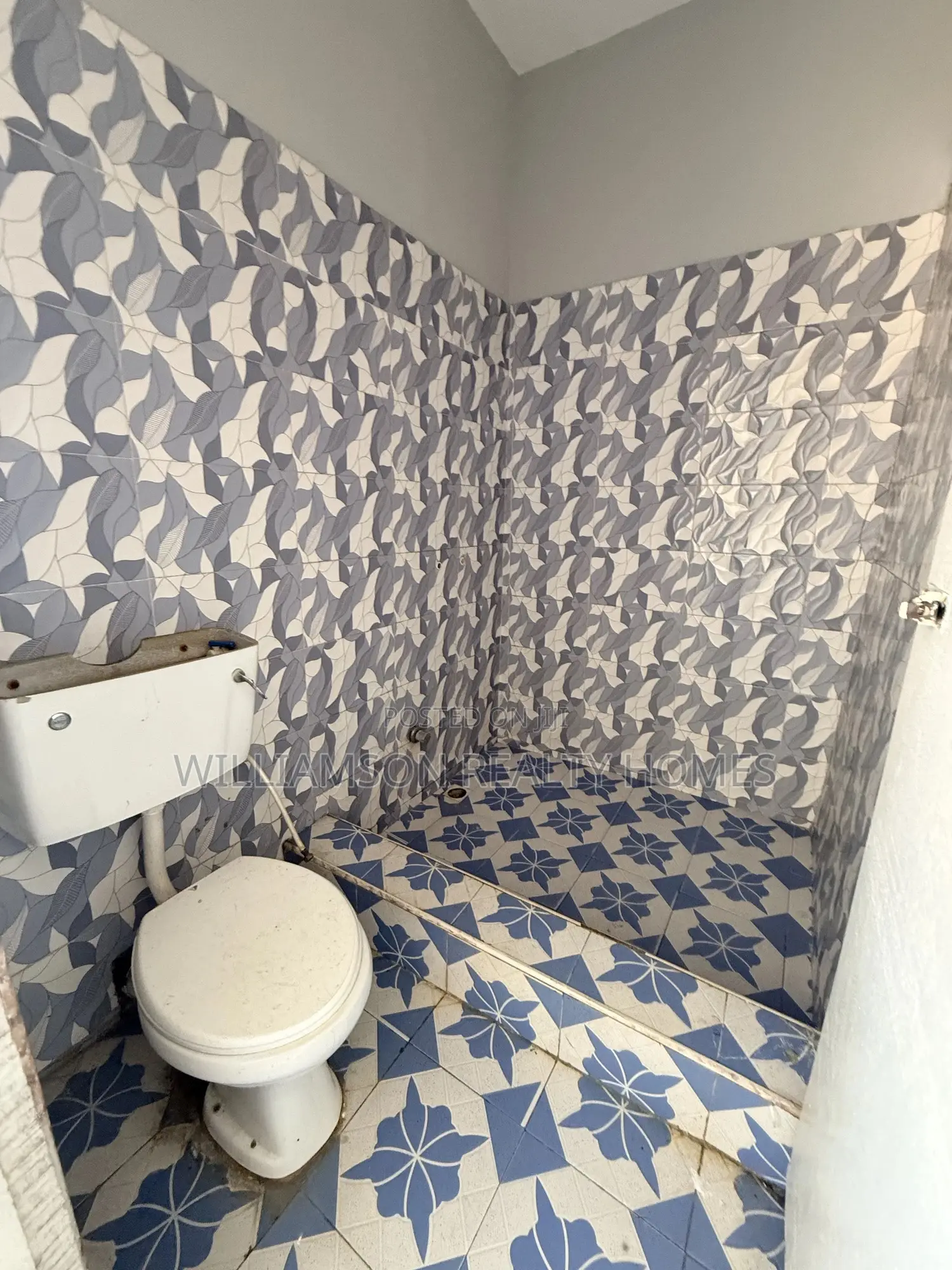 1bdrm Apartment in Community 18 Area, Spintex for rent
