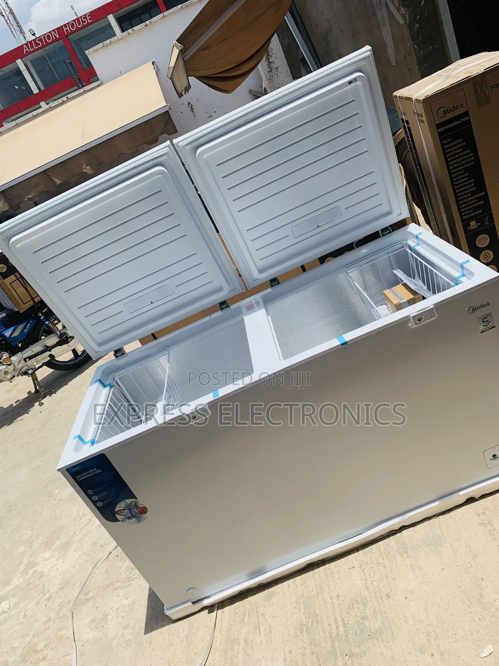 Eco Mode System Midea Chest Double Door White 508l Freezer