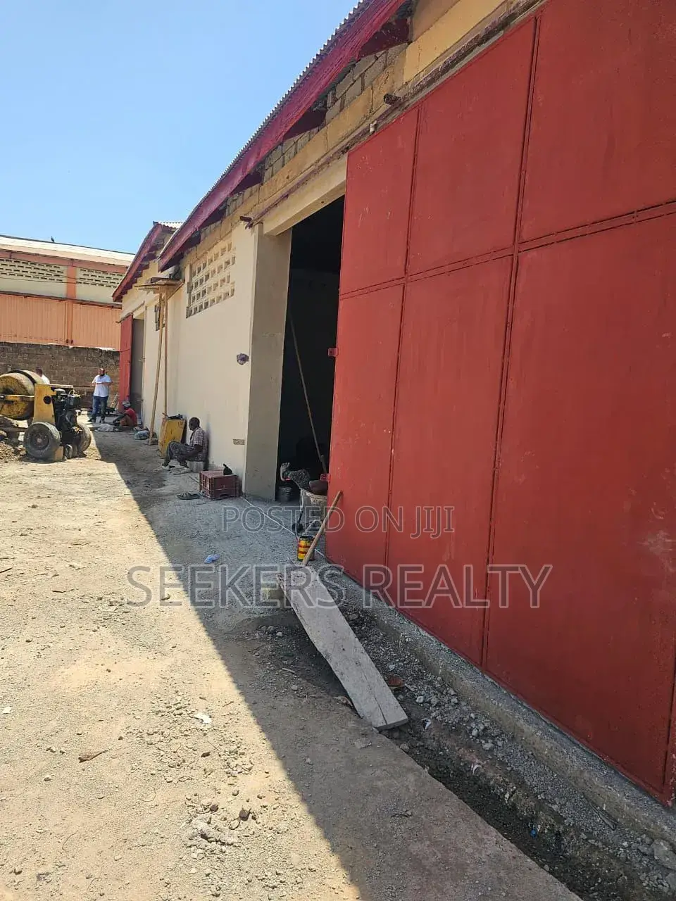Warehouse for Rent at Circle – Prime Commercial Location