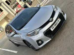 Toyota Corolla S Plus 4dr Sedan (1.8L 4cyl CVT) 2016 Silver