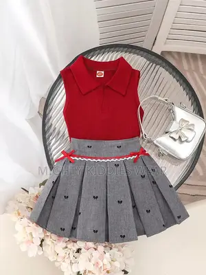 Girls Suit Sleeveless Shirts With Pleated Skirts Age 2-4yrs