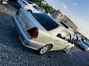 Mercedes-Benz C200 1999 Gray