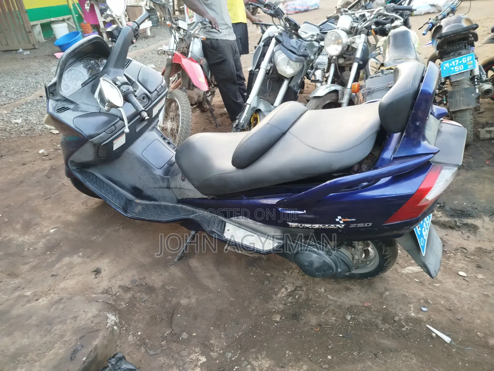 Bourget Kruzer Bagger 2020 Blue