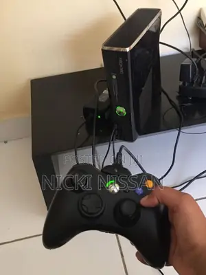 Xbox 360 Slim
