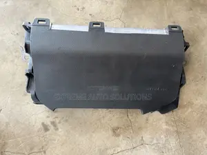 Toyota Highlander 2022 2023 2024 2025 Knee Airbag