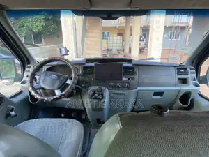 Ford Transit 2018 Blue