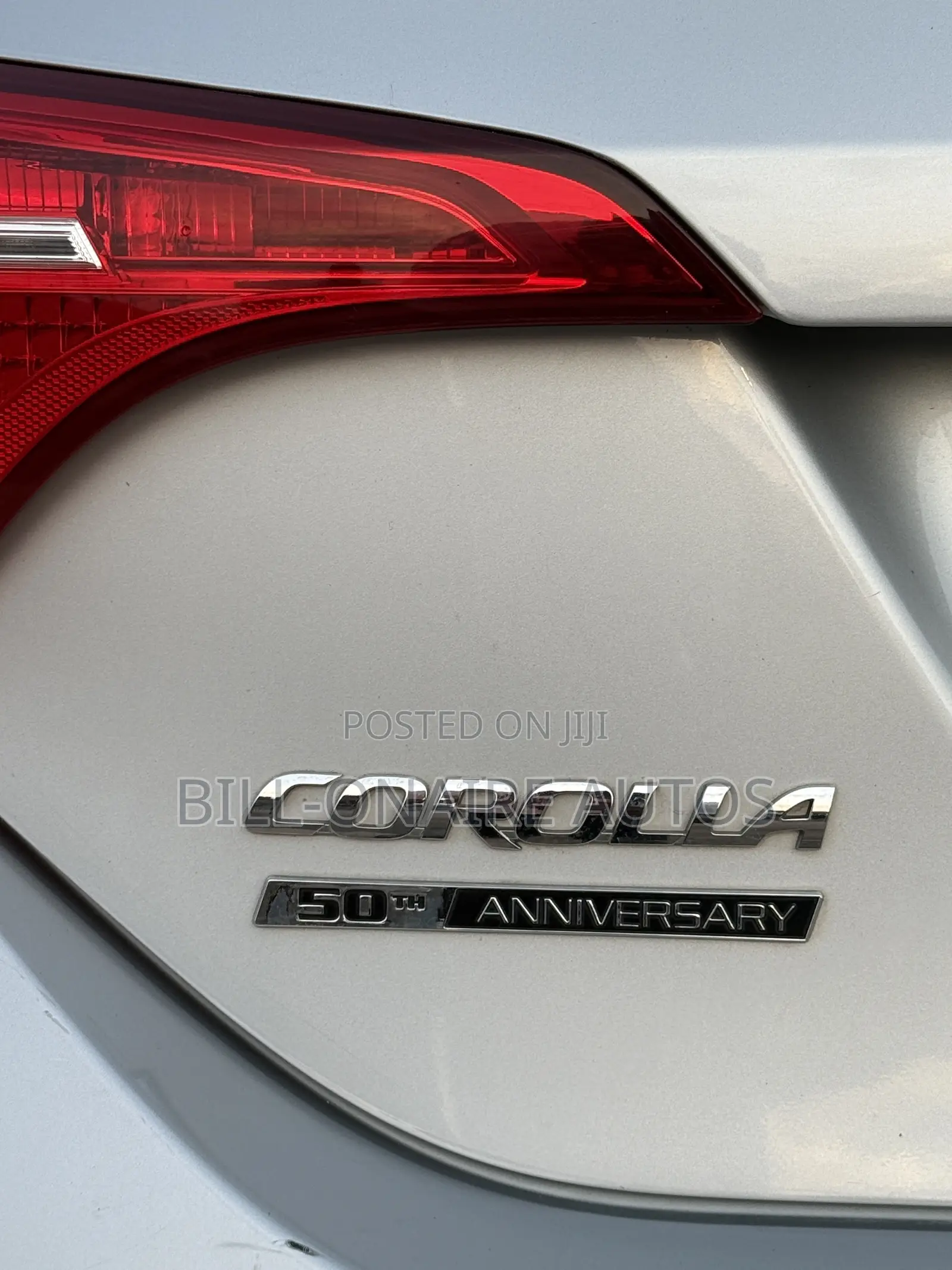 Toyota Corolla SE Special Edition 4dr Sedan (1.8L 4cyl CVT) 2017 Silver