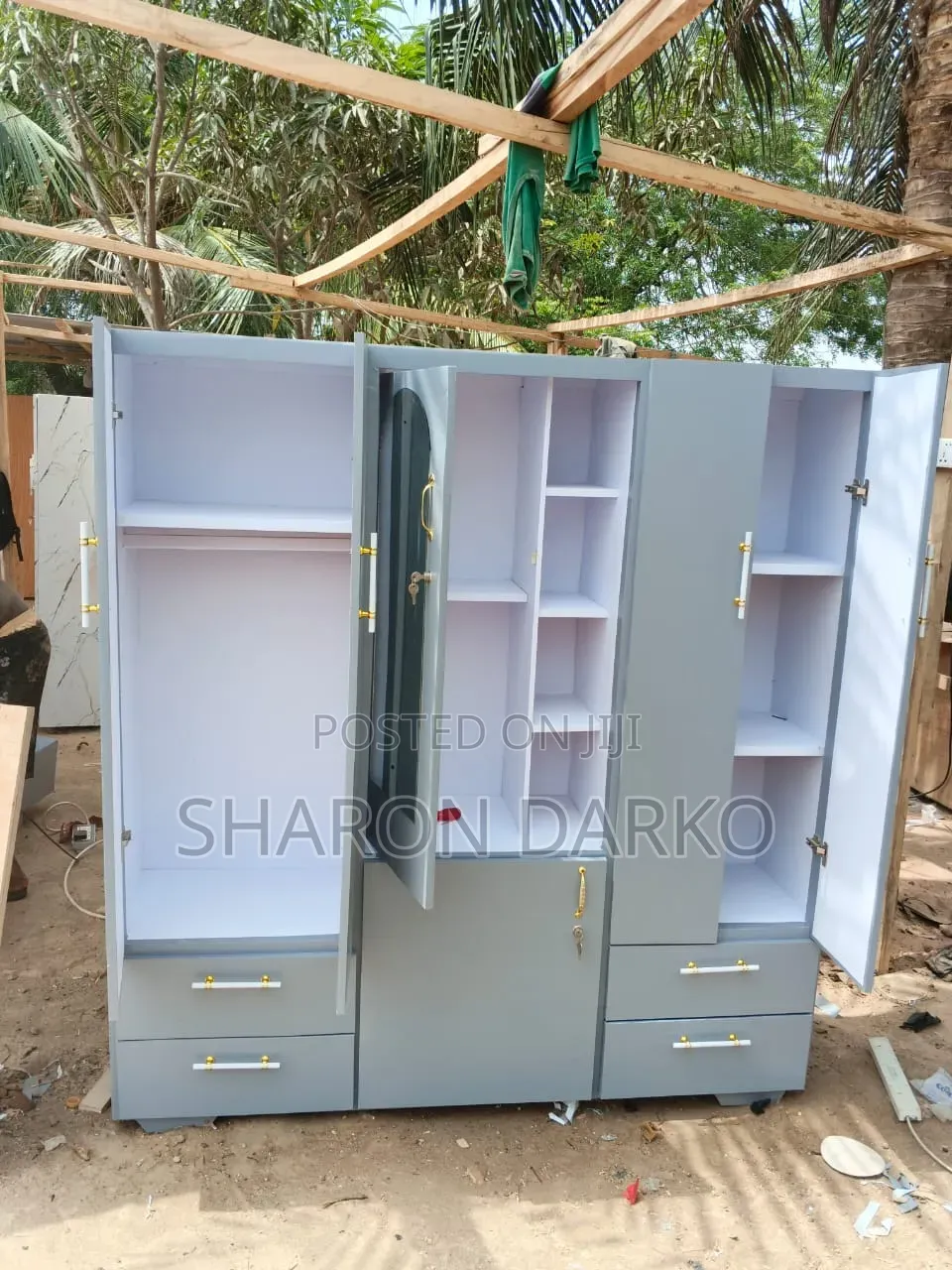 Quality Made 4 in 1 Wardrobe ( Payment After Delivery)