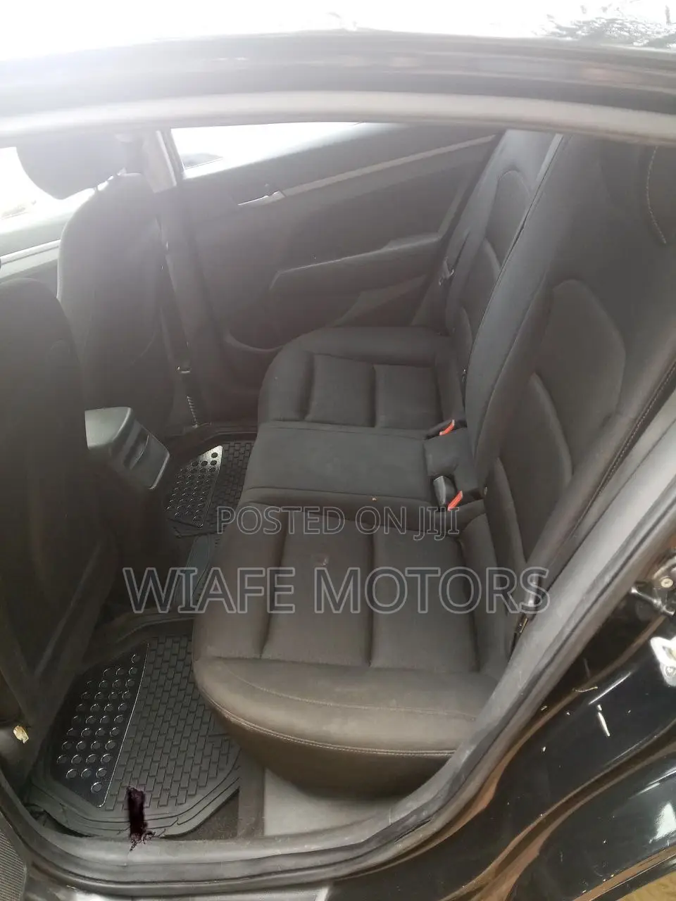 Mercedes-Benz C300 Sport 4Matic Sedan AWD (2.0L 4cyl 7A) 2017 Black
