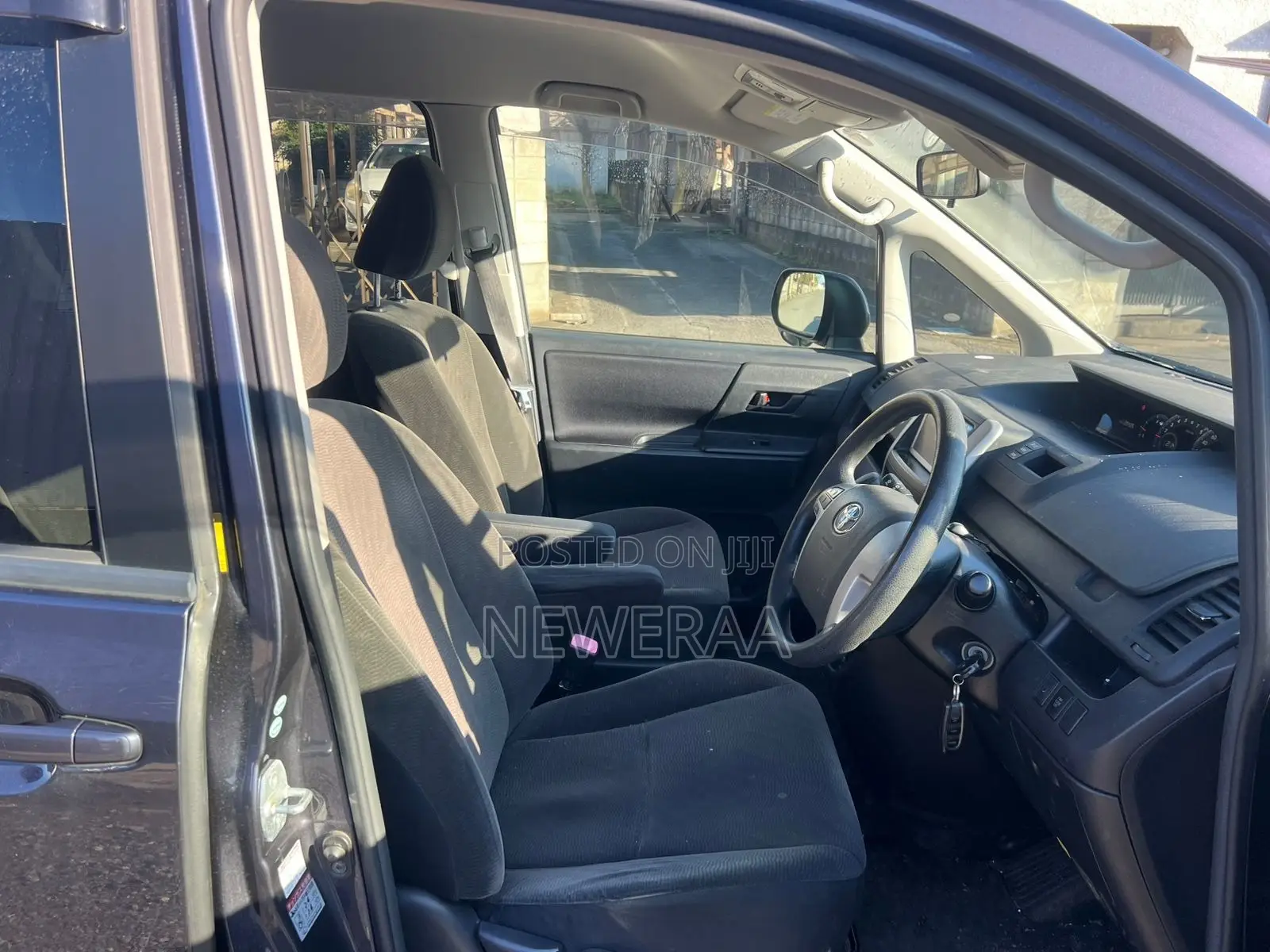 Toyota Voxy 2012 Black