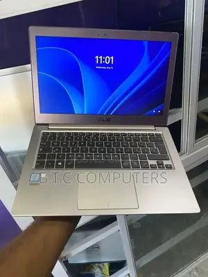 Laptop Asus ZenBook UX303UA 8GB Intel Core i3 SSD 256GB