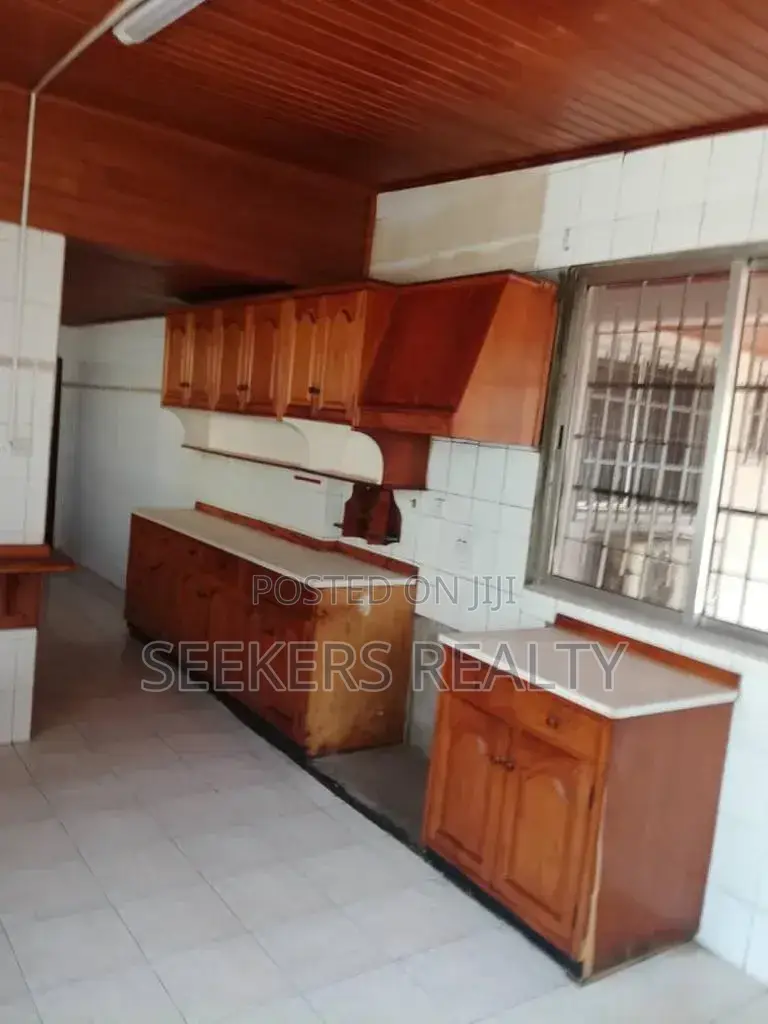 9bdrm House in Seekers Realty, Airport Residential Area for rent