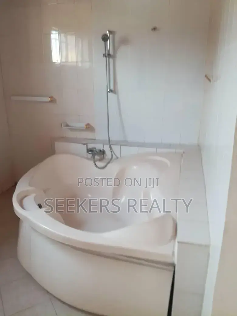 9bdrm House in Seekers Realty, Airport Residential Area for rent