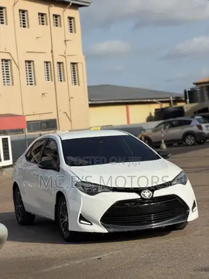 Toyota Corolla 2018 White