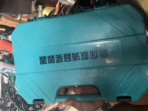 Wall Fastening Tool