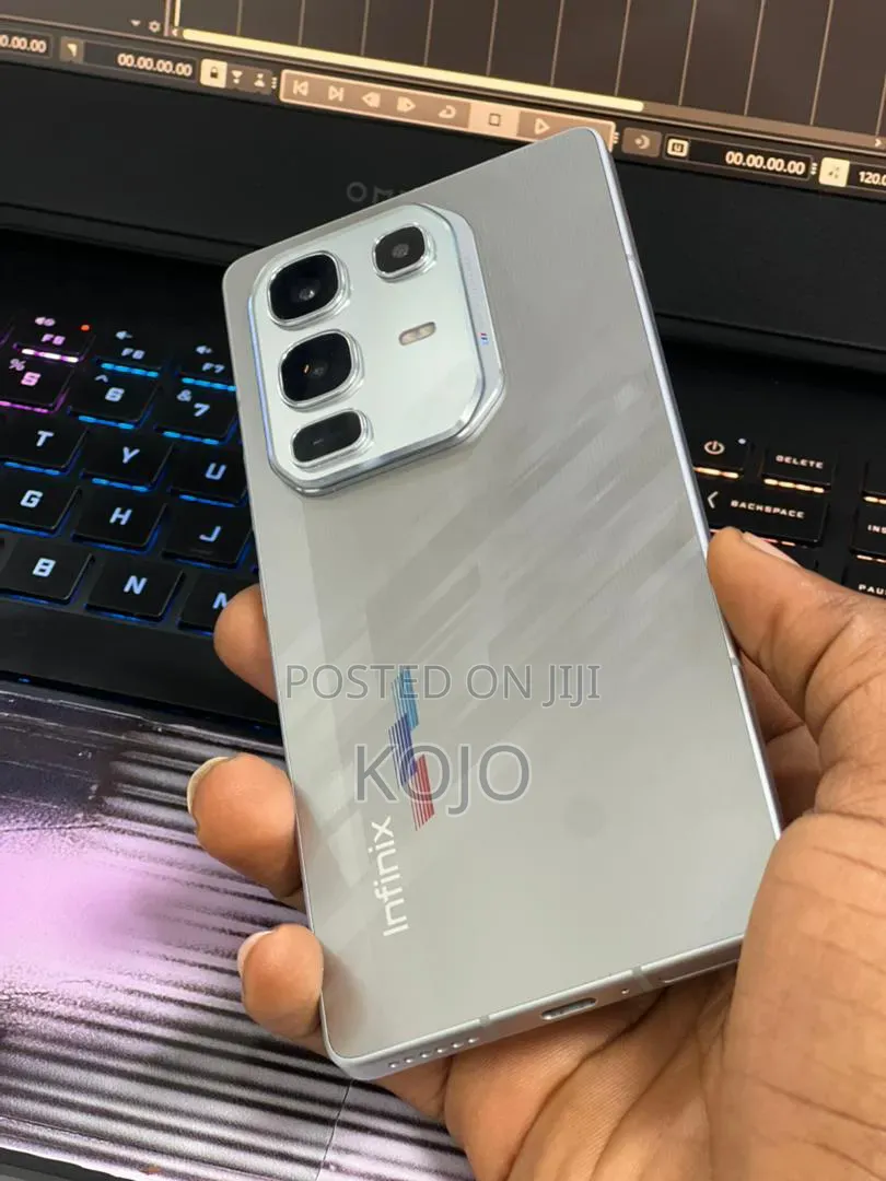Infinix Note 50 Pro 4G 256 GB Silver