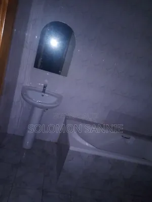 1bdrm House in Scenic Properties, Baatsona Total for rent