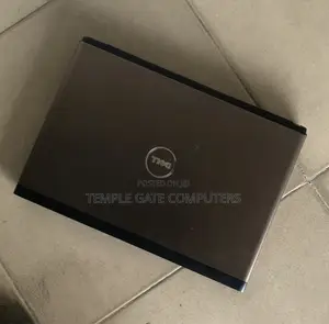 Laptop Dell Vostro 3300 4GB Intel Core i5 HDD 320GB