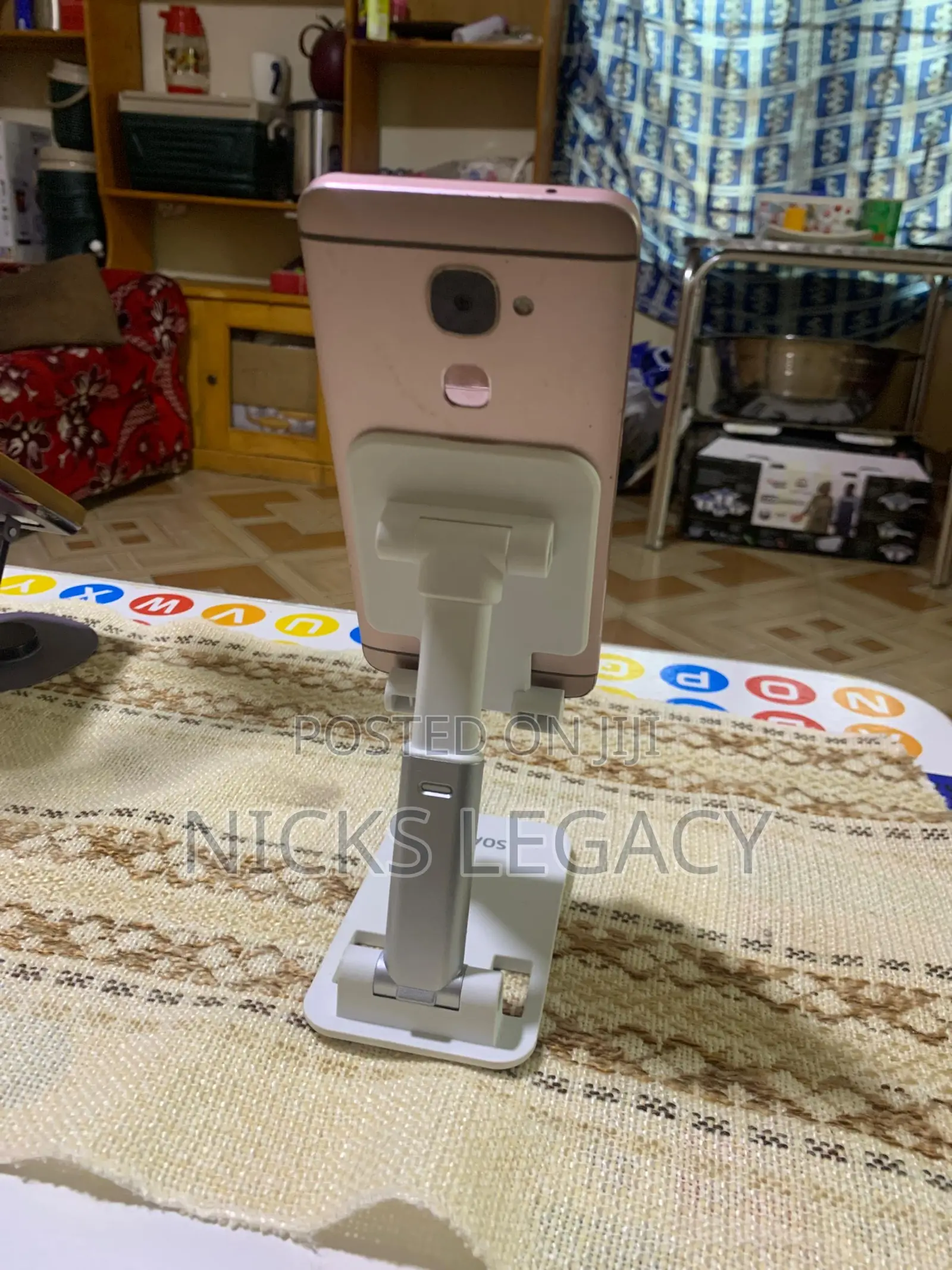 Table Top Phone Stand
