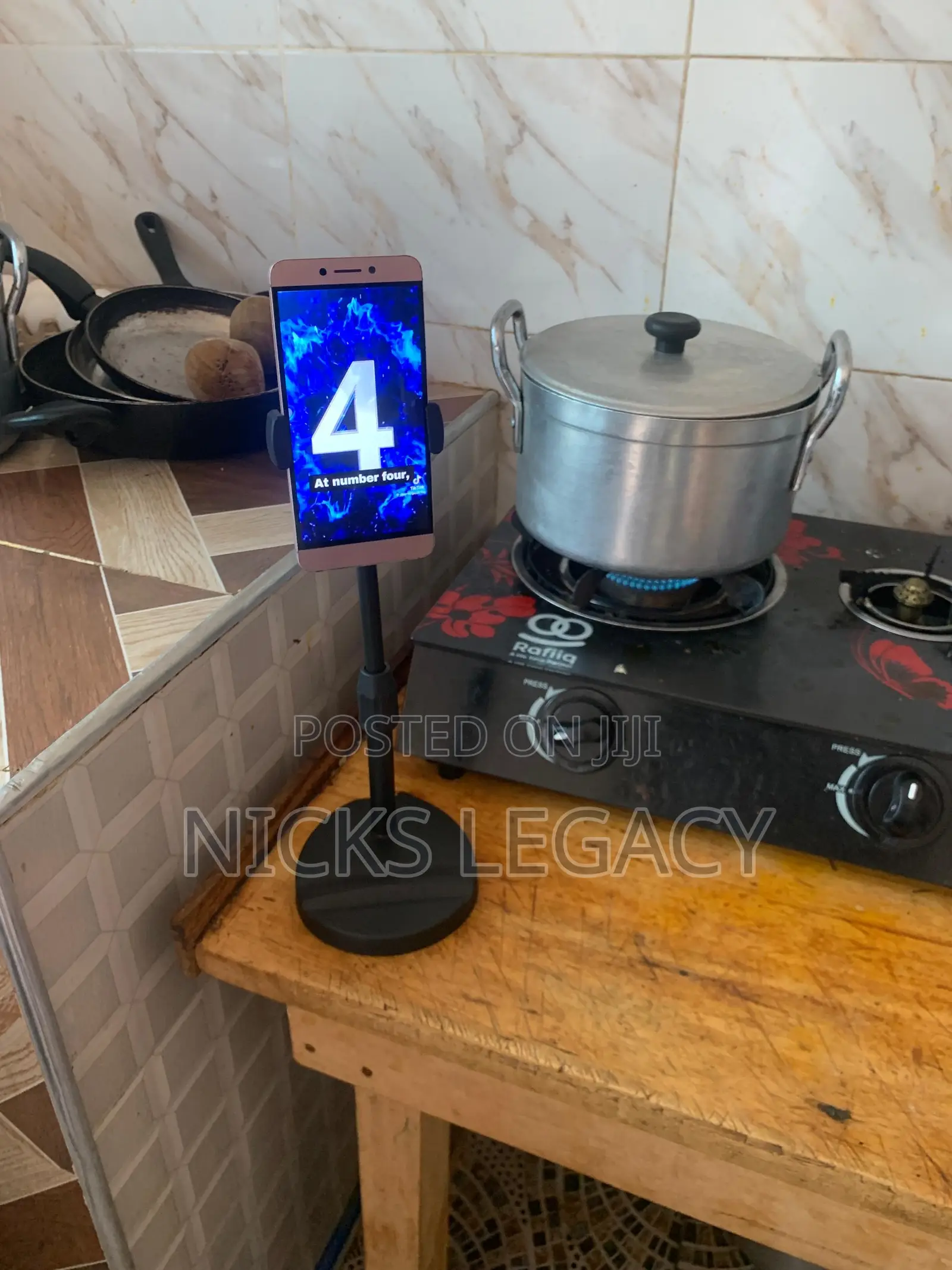 Phone Stand L Shape
