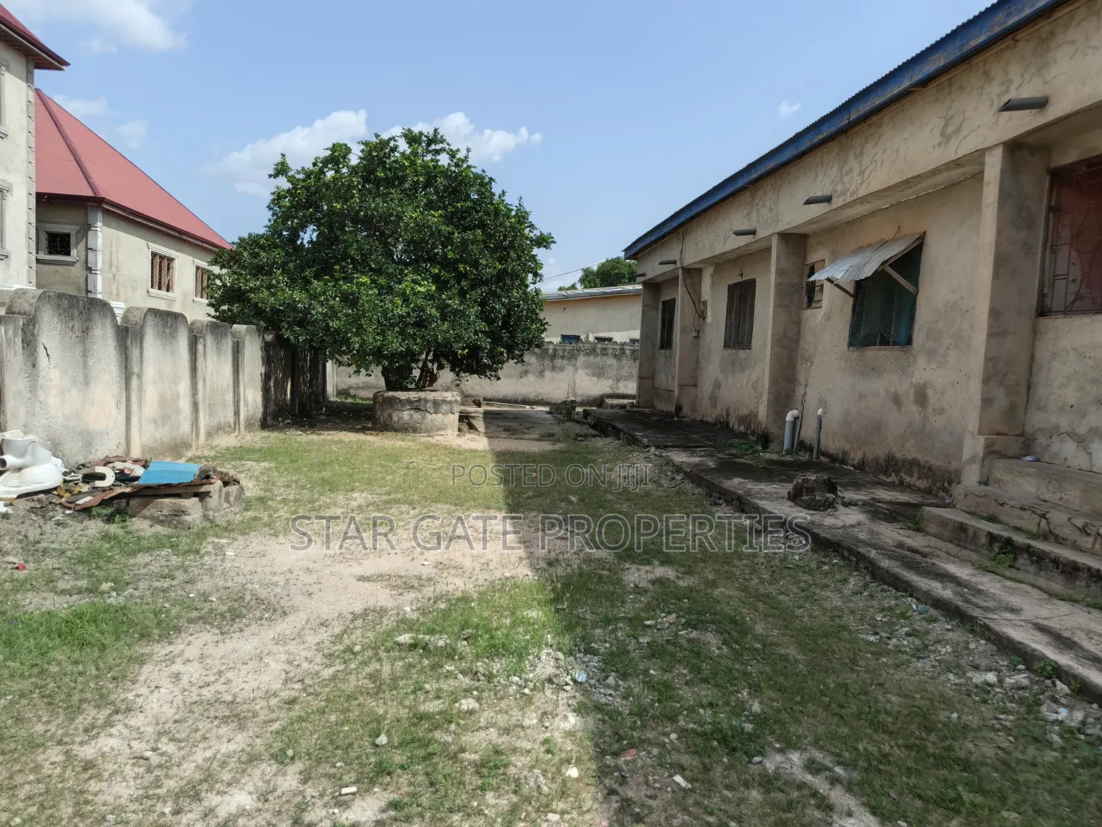 5bdrm House in Kenyasi Abrem New, Kumasi Metropolitan for sale