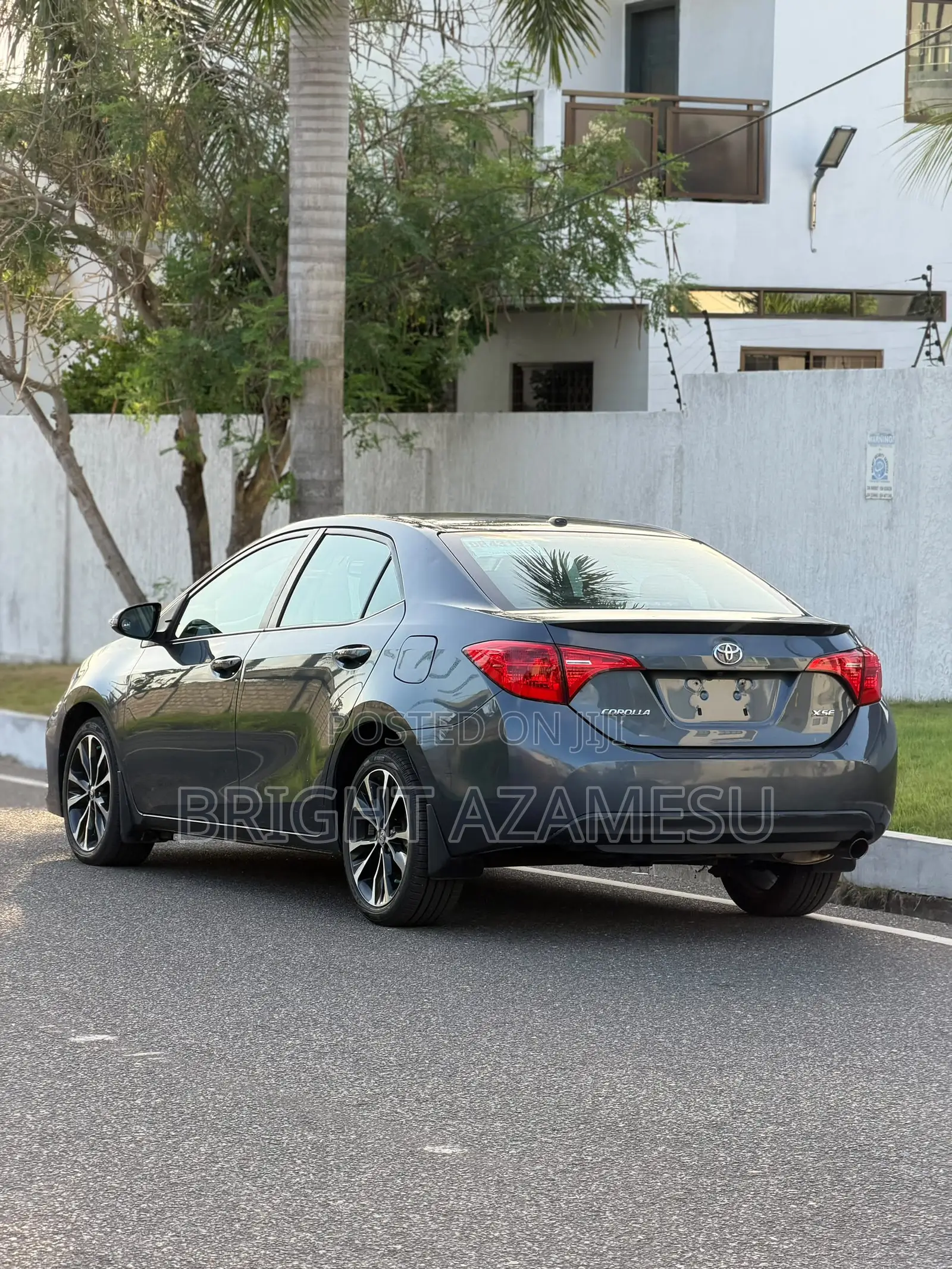 Toyota Corolla 2017 Gray