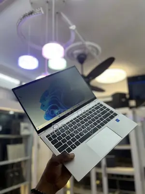 Laptop HP EliteBook 830 G8 32GB Intel Core i7 SSD 512GB