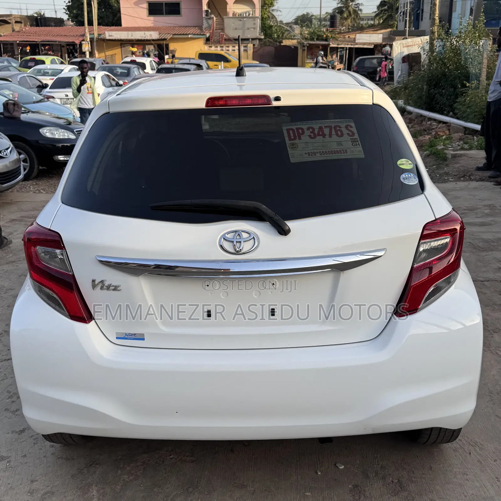 Toyota Vitz 1.3 FWD 5dr 2014 White