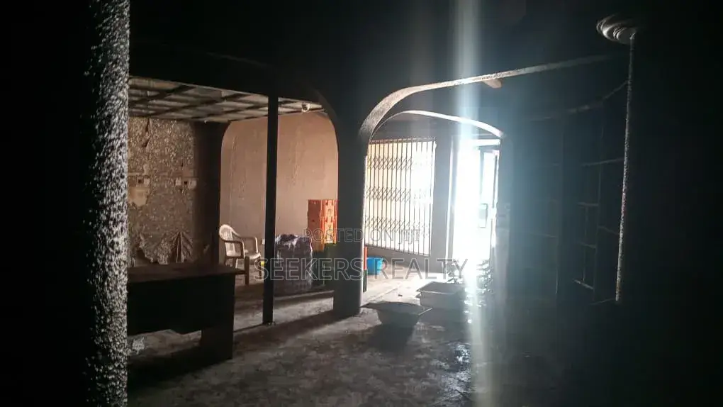 Night Club / Pub for Rent – Oxford Street, Osu