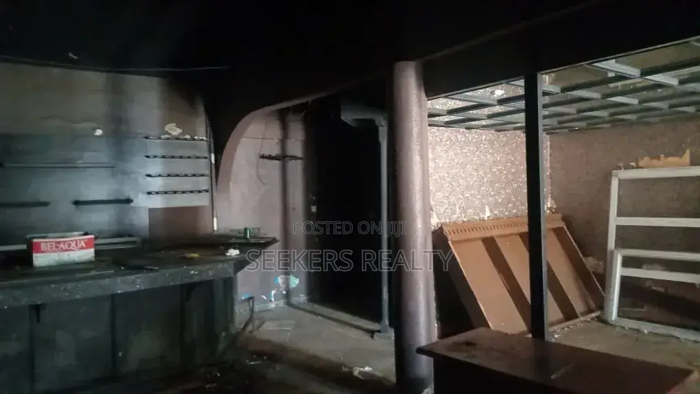 Night Club / Pub for Rent – Oxford Street, Osu