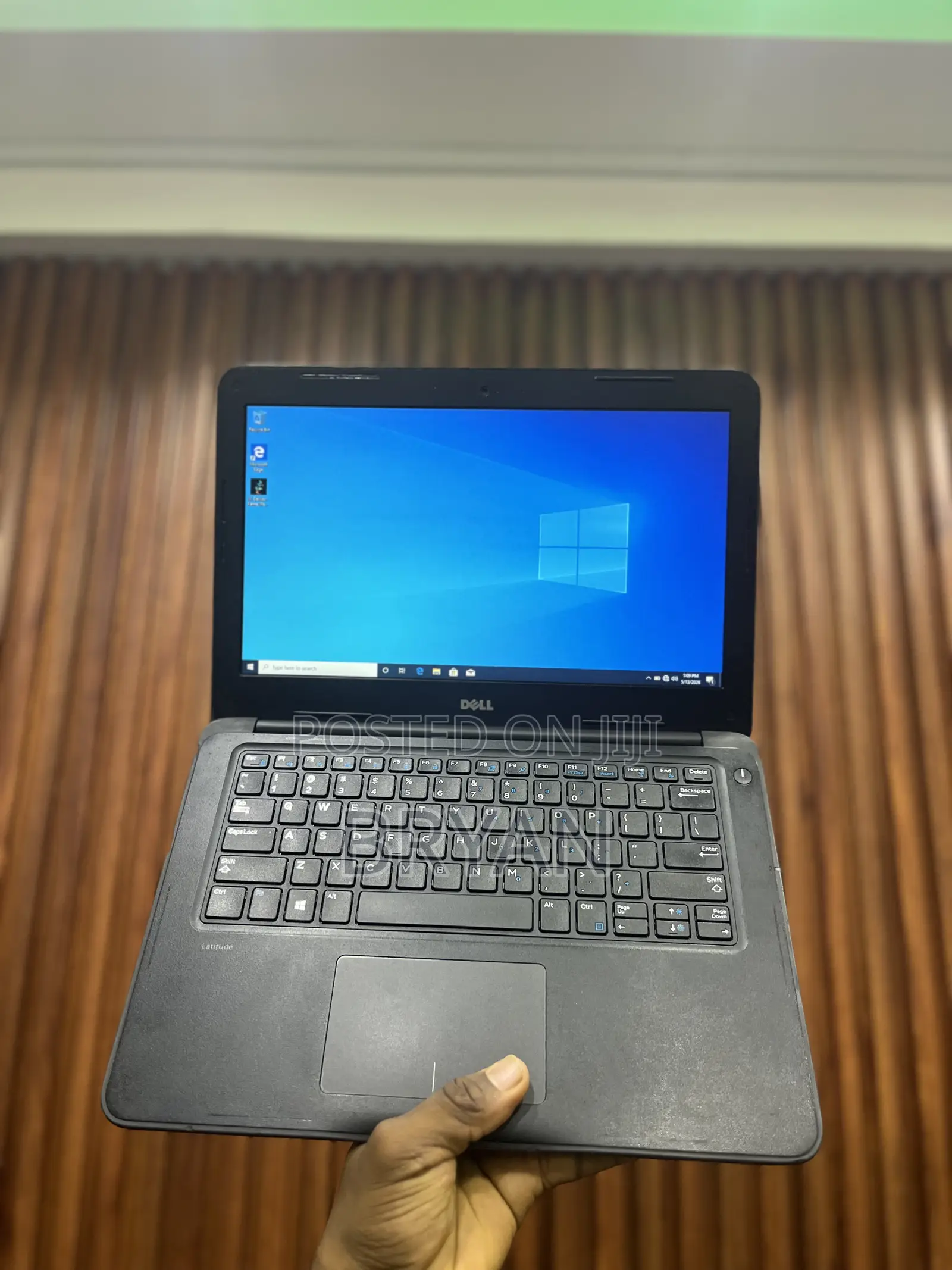 Laptop Dell Latitude 3180 4GB Intel SSD 128GB