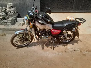 New Royal RY150 2026 Red