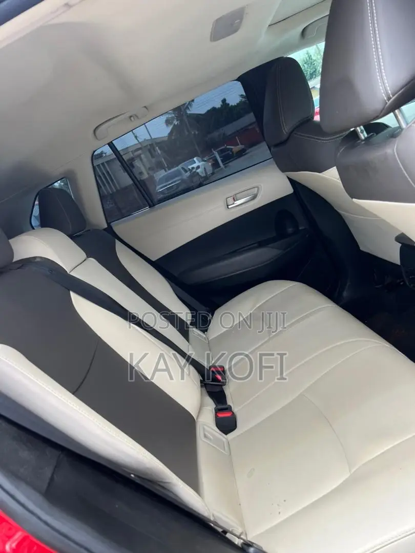 Toyota Corolla Cross 1.8 Petrol AWD 2022 Red