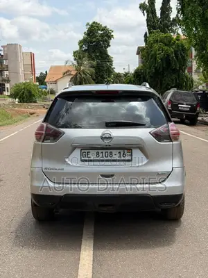 Nissan Rogue SL 4dr SUV (2.5L 4cyl CVT) 2015 Silver