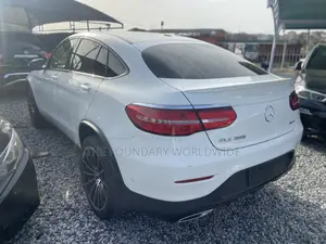Mercedes-Benz GLC-Class 2019 White