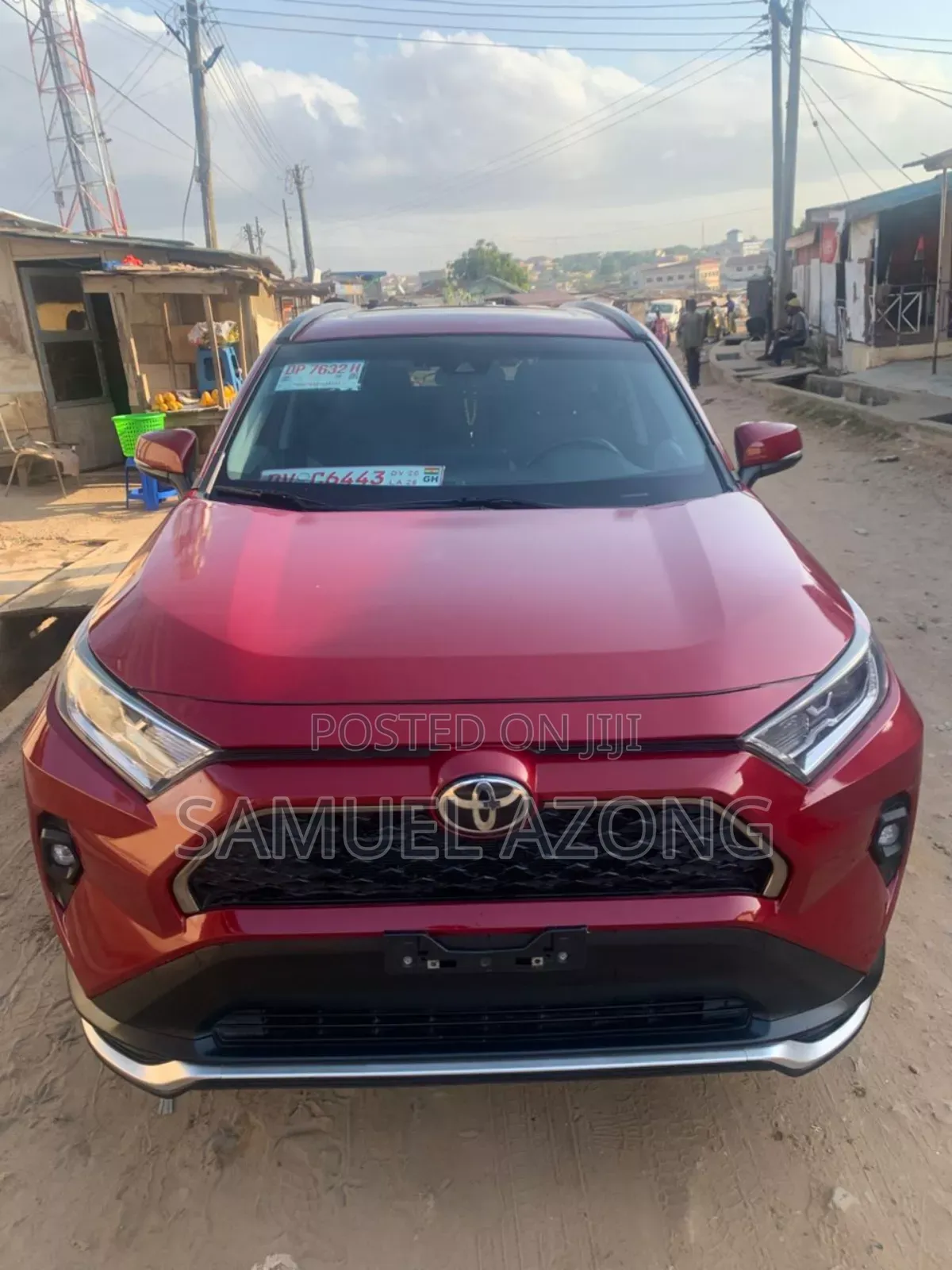 Toyota RAV4 XLE 2021 Red