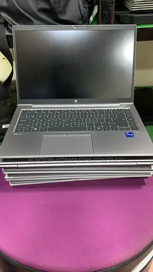Laptop HP ZBook Firefly G8 16GB Intel Core i7 SSD 512GB