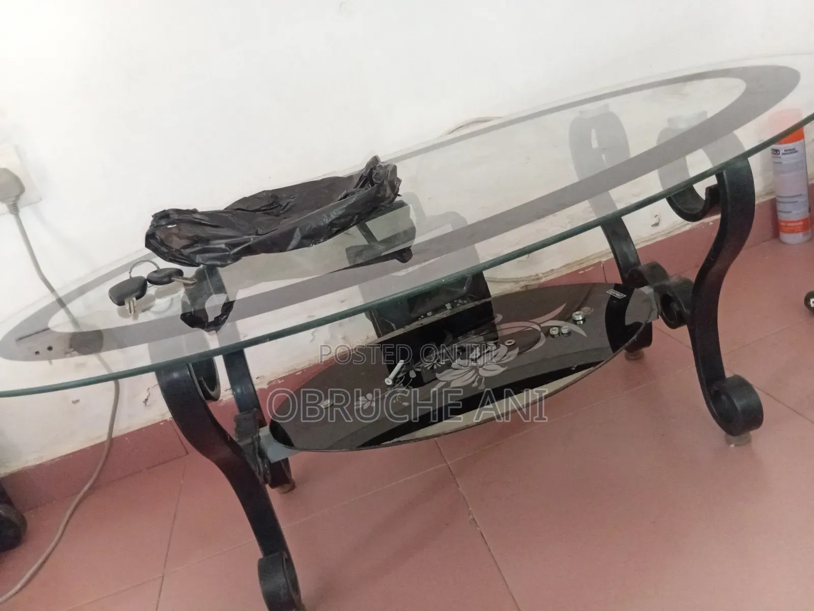 Royal Glass Table