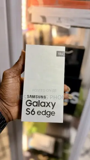 New Samsung Galaxy S6 edge 32 GB Silver