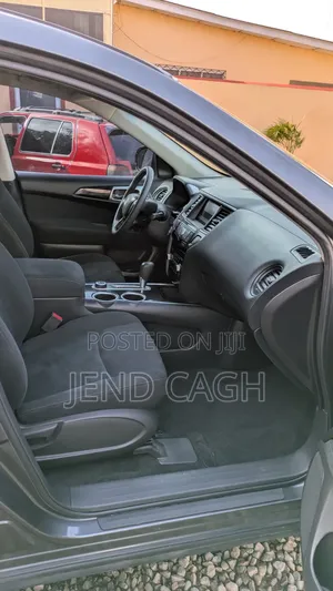 Nissan Pathfinder S 4dr SUV 4WD (3.5L 6cyl CVT) 2015 Gray