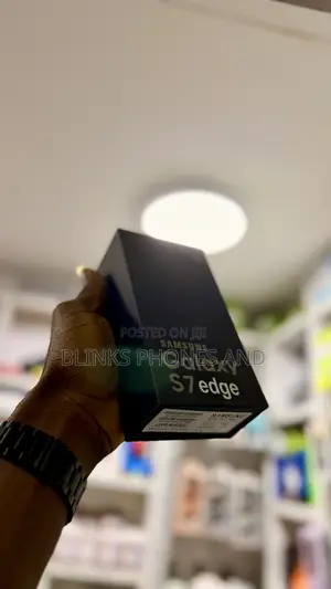 New Samsung Galaxy S7 edge 32 GB Blue