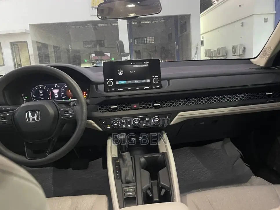 Honda Accord LX CVT 2024 Red