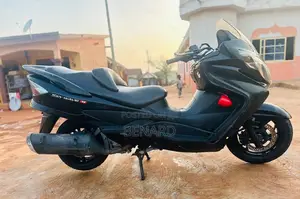 Suzuki Bike 2024 Black