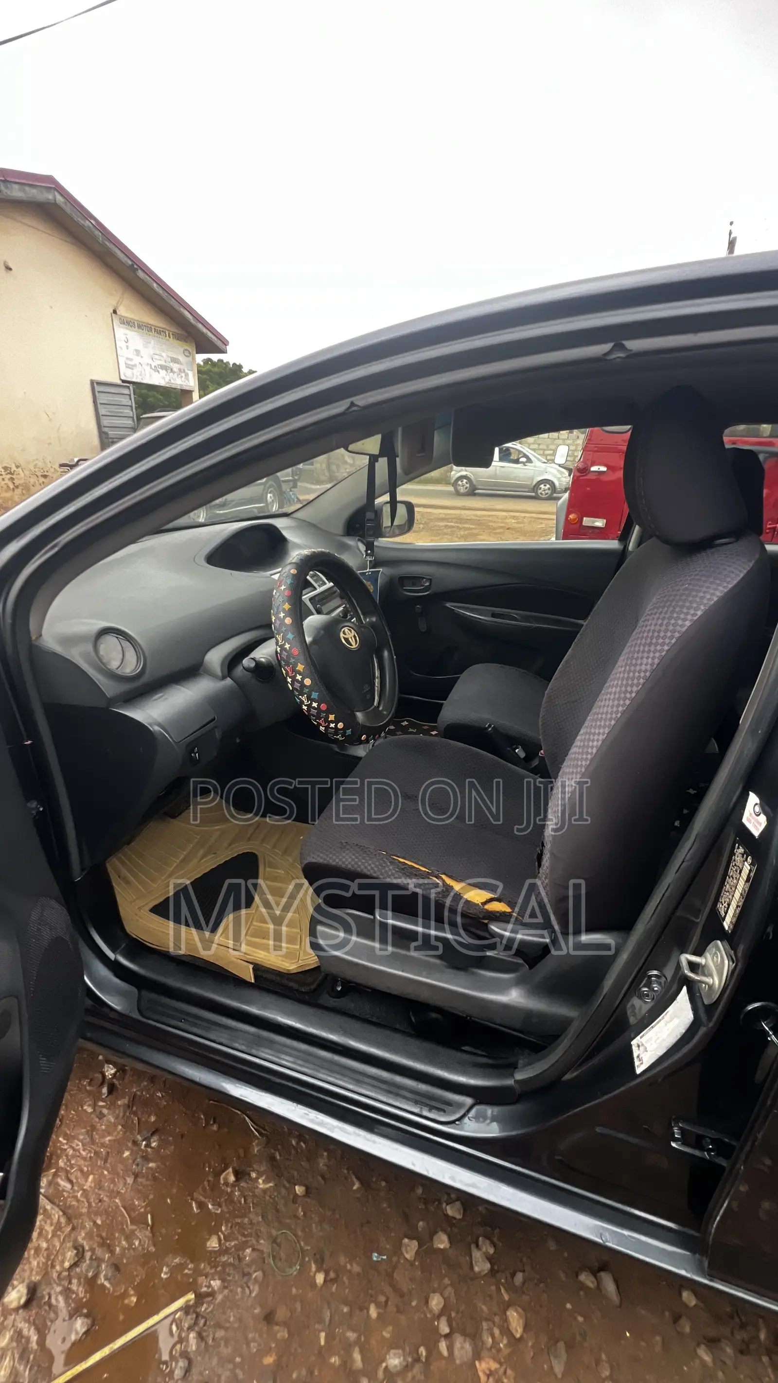 Toyota Yaris 1.5 Automatic 2009 Gray