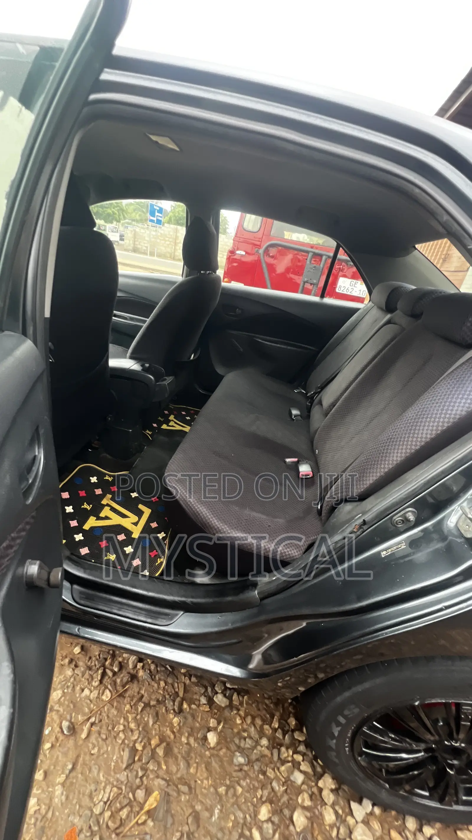 Toyota Yaris 1.5 Automatic 2009 Gray